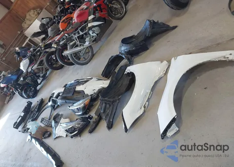 2018 Subaru Outback 2.5I Premium from USA, damaged, VIN 4S4BSACCXJ3353789